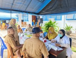 Dinsosnaker Baubau Gelar Baksos dan Cek Kesehatan Gratis Pekerja
