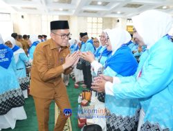 Bupati Kolaka Lepas 431 Jamaah Calon Haji 1447 H